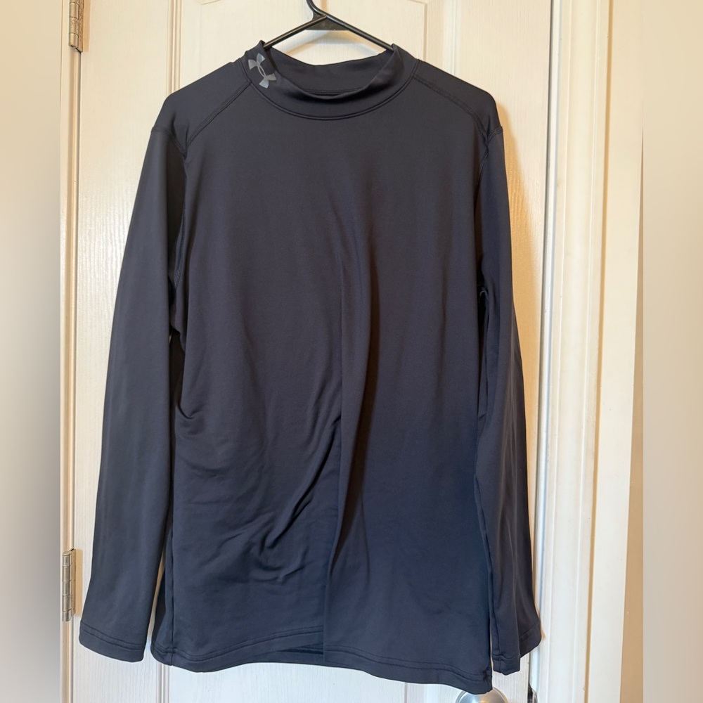 Under Armour Black Long Sleeve Tee